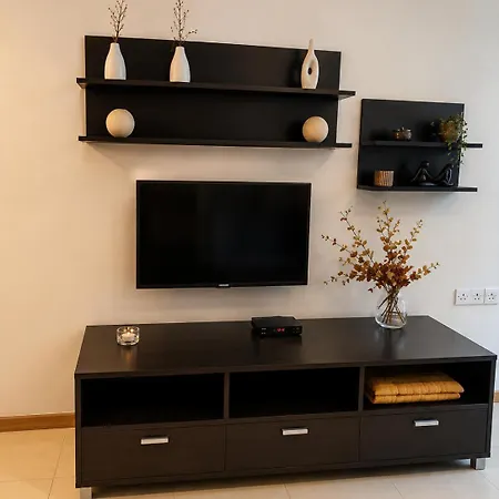 Sliema Central Apartment Слима