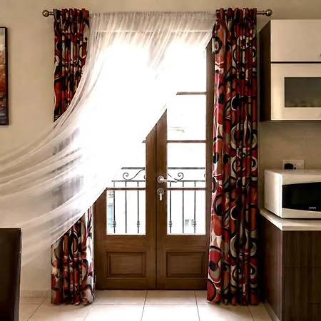Sliema Central Apartment
