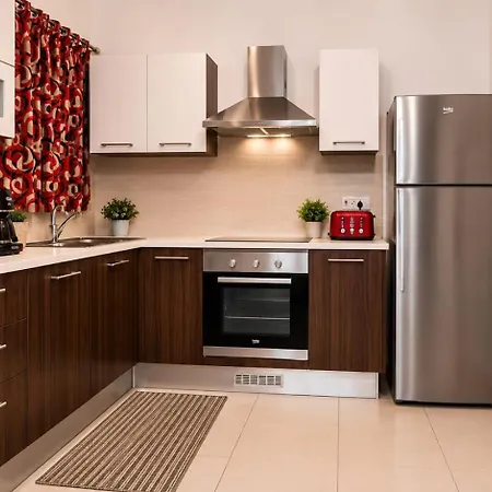 Sliema Central Apartment Апартаменты *