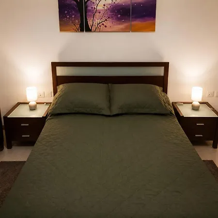 Sliema Central Apartment * Слима